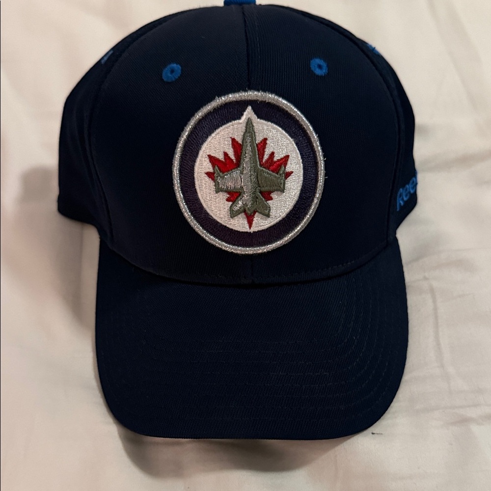 Reebok Dark Blue Winnipeg Jets Fitted Embroidered Emblem Hat
